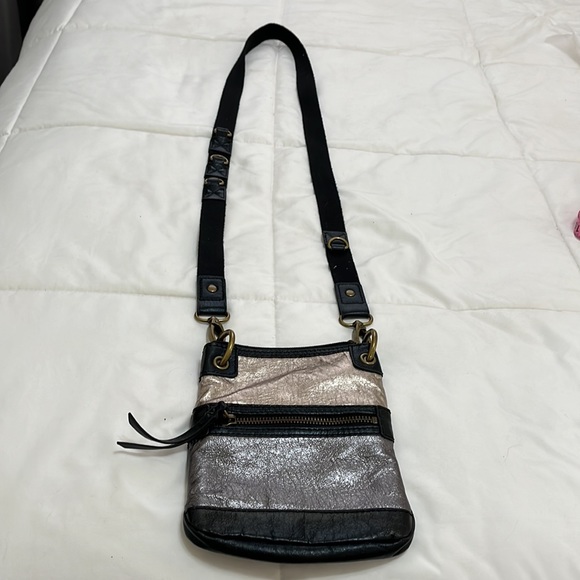 The Sak Metallic Purse - Picture 6 of 13